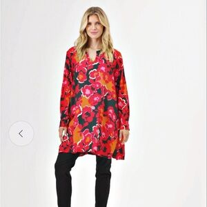 Masai Copenhagen Brand XL Floral‎ V-Neck tunic Dress - Red and Black red floral